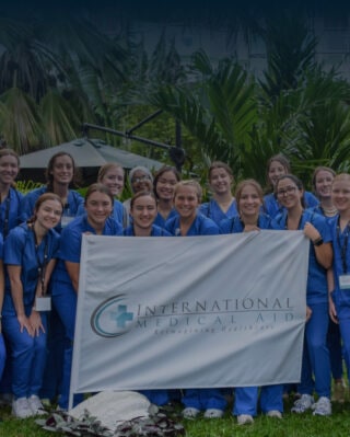 International Medical Aid Healthcare Students in Clinical Setting