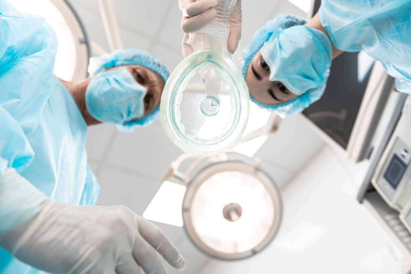Anesthesiologist vs CRNA: What are the Key Differences?