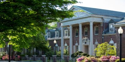 How to Get Into New York Medical College (NYMC): The Definitive Guide (2024)