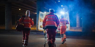 6 Ways to Respond to Accidents and Emergencies
