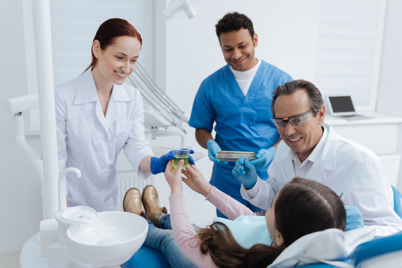 5 Reasons You Should Complete A Summer Dental Internship