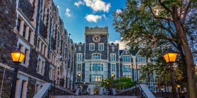 How to Get Into CUNY School of Medicine: The Definitive Guide (2024)