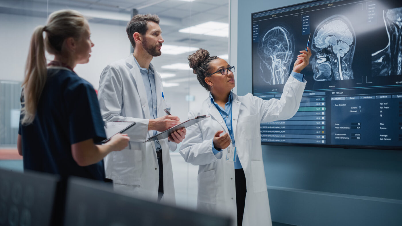 How To Become a Radiologist: The Definitive Guide