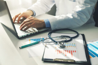 Tips to Help You Manage a Medical Student Budget