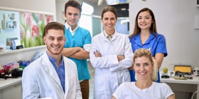 Interview Guide for Dental Students with 200 Dental School Interview Questions and Expert Responses (2024)