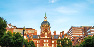 Should You Apply to the Hardest Medical Schools to Get Into?