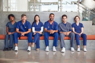Average Clinical Hours for Medical School Applications: What Students Are Actually Doing