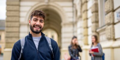 Does Applying Early Decision to Medical School Really Improve Your Chances?